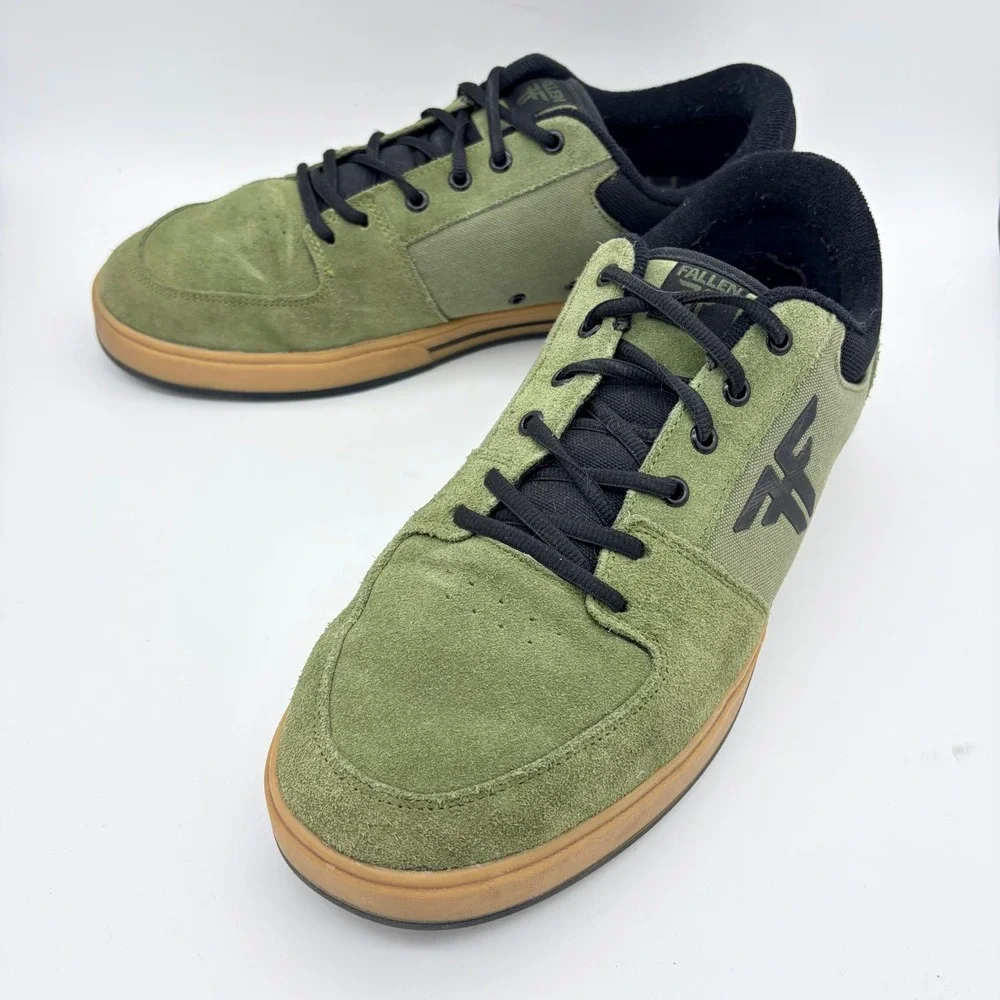 Fallen Footwear excellent preowned
